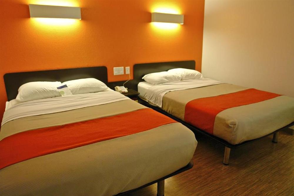 Econo Lodge 아이다호 팔스 객실 사진